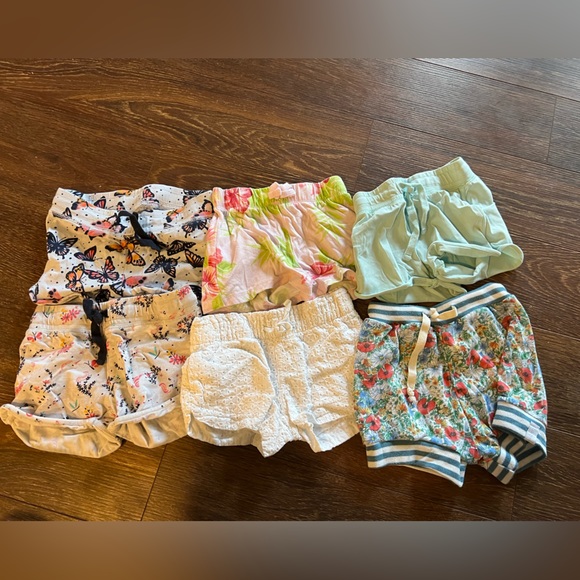 Set of 11 name brand shorts - Picture 2 of 2